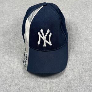 Vintage New York Yankees Baseball Cap Hat MLB Navy Blue White 90s Y2K Nostalgia